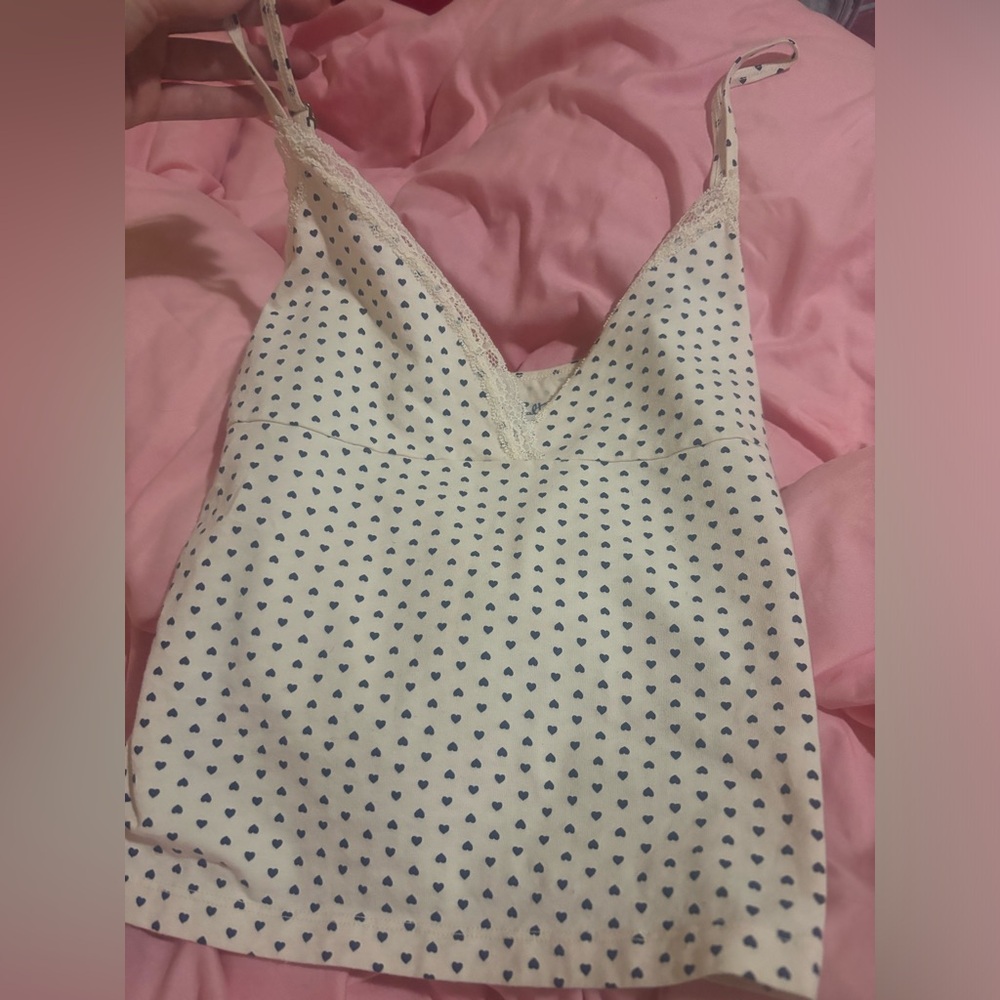 John Galt/ brandy Melville heart tank top